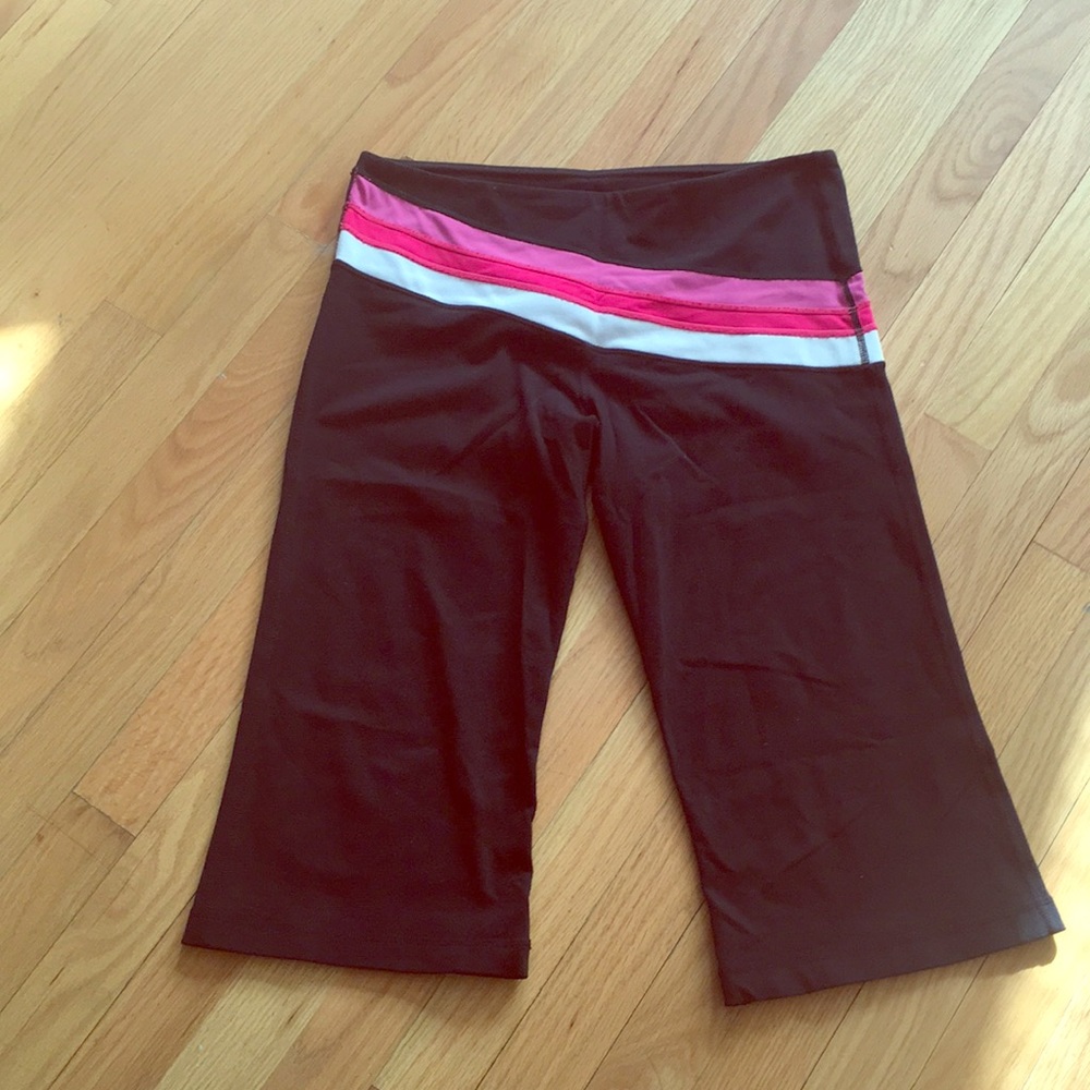 Lululemon Groove Crop